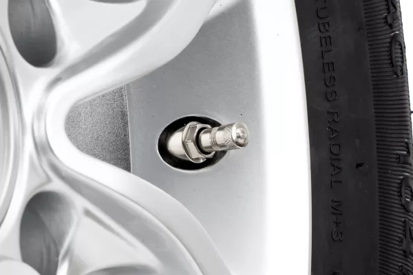 fre_pl_Roue-de-remorque-renforcee-KENDA-185-80-R14C-104-102N-JANTE-ALU-STARCO-5-5Jx14H2-5x112-ET-30-6744_7.png Roue de remorque renforcée KENDA 185/80 R14C 104/102N JANTE ALU STARCO 5.5Jx14"H2 5x112 ET:30